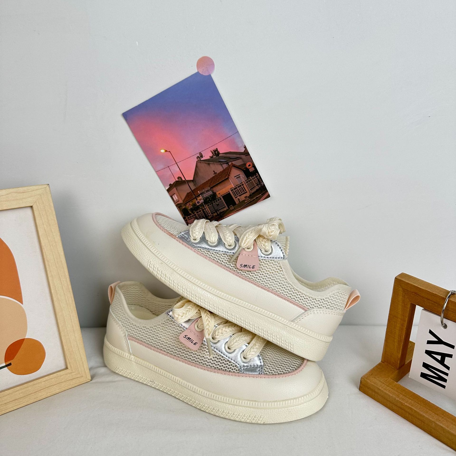 Yuanbo2024 verano nuevo tipo de malla transpirable zapatos blancos de mujer coreana versátil callejera Harajuku zapatos de skate de mujer image 9