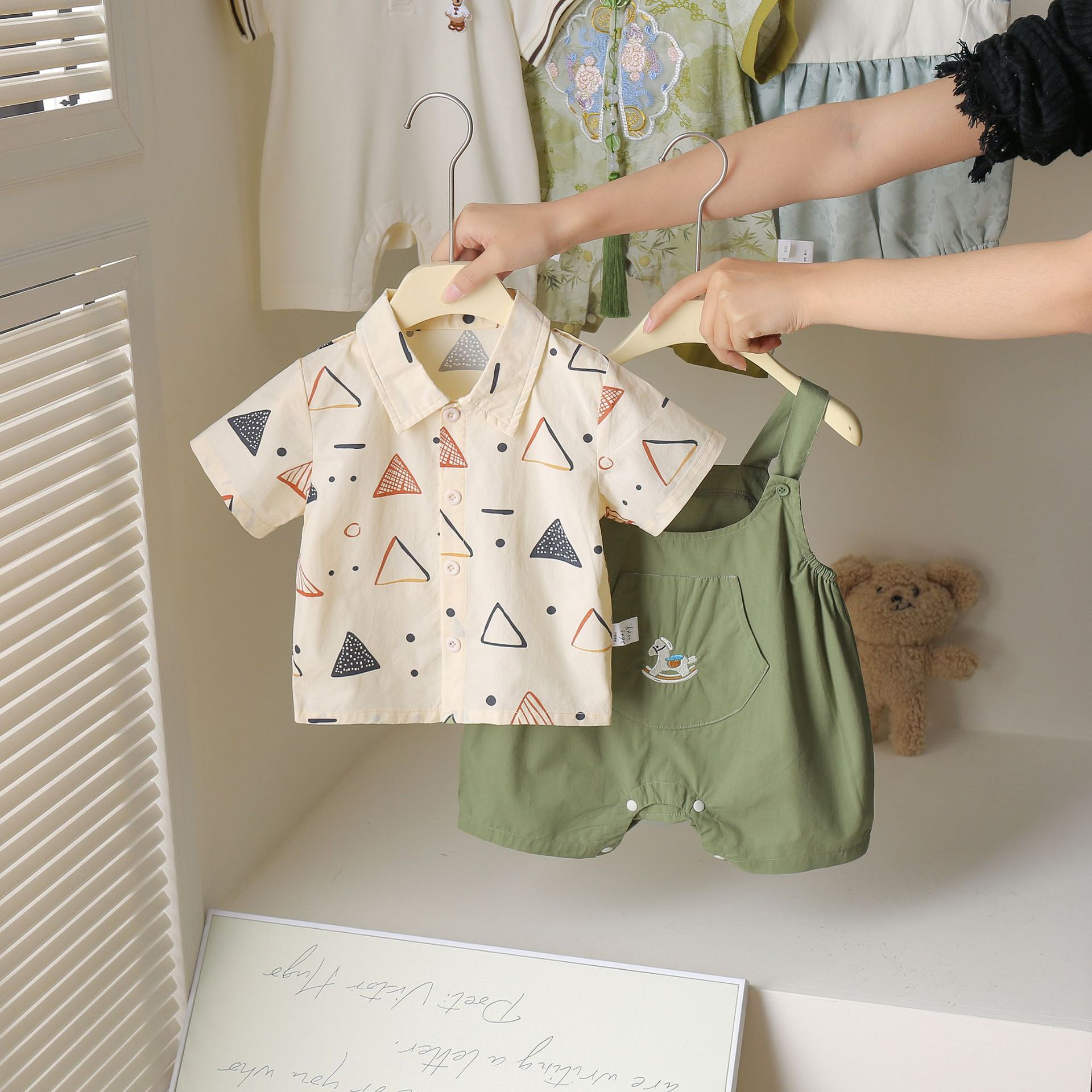 Baby's Summer suit New Thin Baby's All-in-one Korean-style Suit Short-sleeved Shirt Two-piece Outfit
