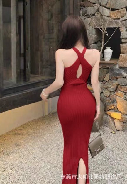 빨간색
