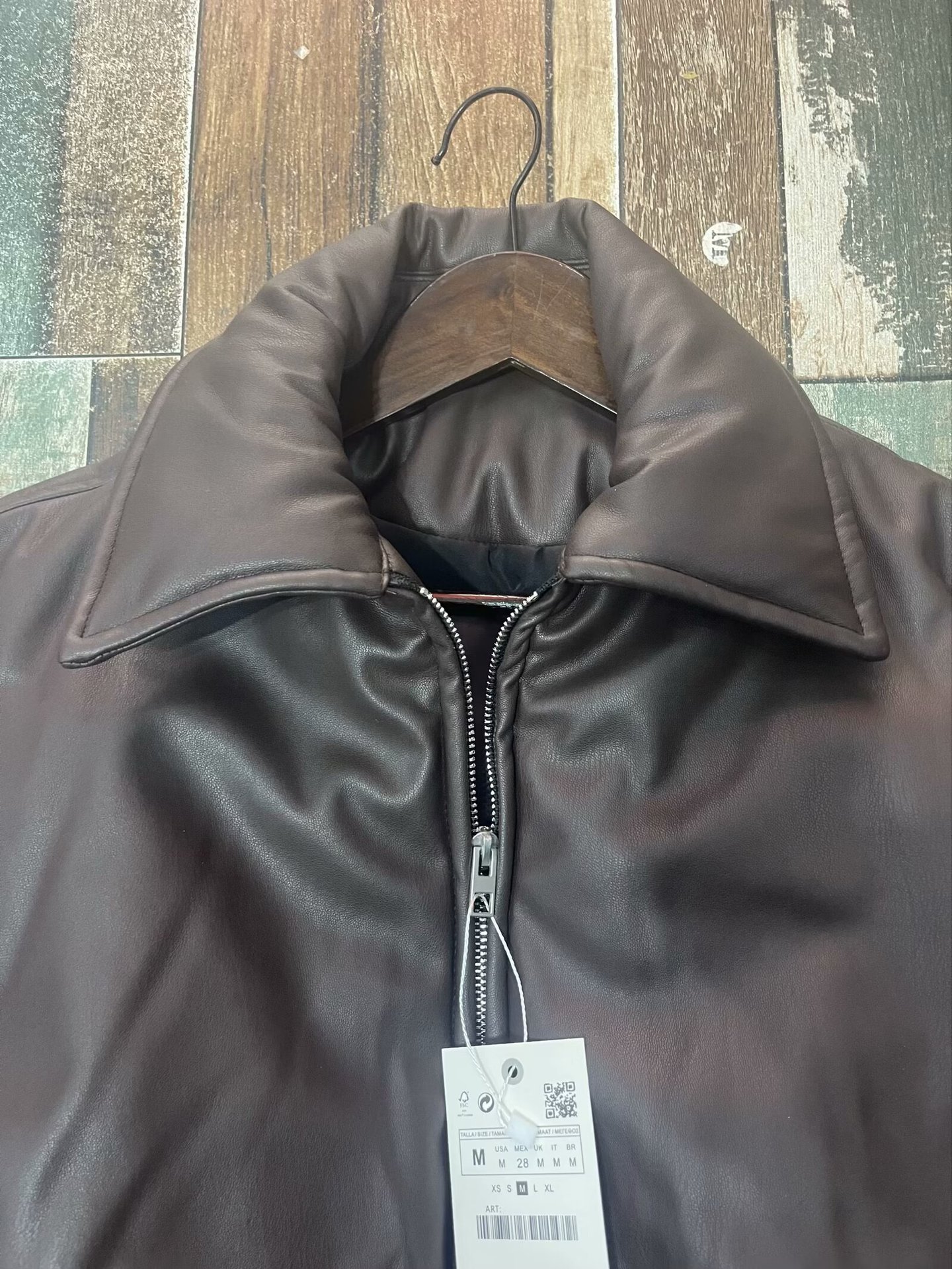 Dameskleding Herfst en Winter Nieuwe Internet Celebrity Proteïne Leer Dikke Warme Korte Leren Katoenen Jas_voghion.com