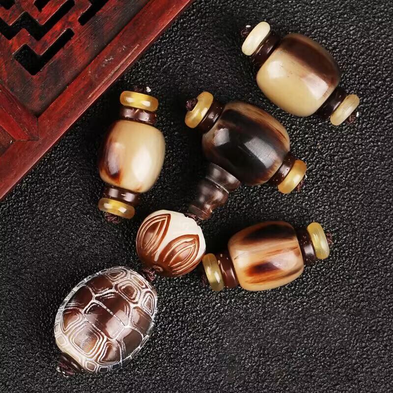 Natural Wholesale Horn Xizang Buddha Head Three-Way Disciple Beads Star and Moon Rudraksha Accessories Bracelet Buddha Beads Accessories