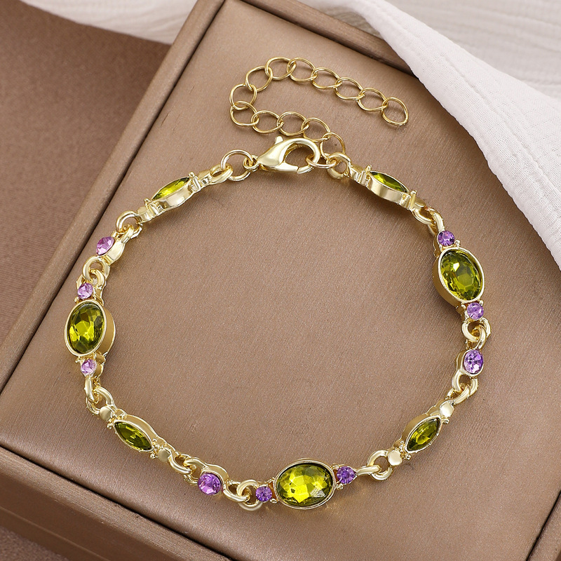 Blue Chamomile's Summer Medieval Green Rhinestone Bracelet for Women Niche Accessible Luxury Exquisite Fashion Versatile Hand Jewelry Gift Blue Chamomile's Summer Medieval Green Rhinestone Bracelet for Women Niche Accessible Luxury Exquisite Fashion Versatile Hand Jewelry Gift