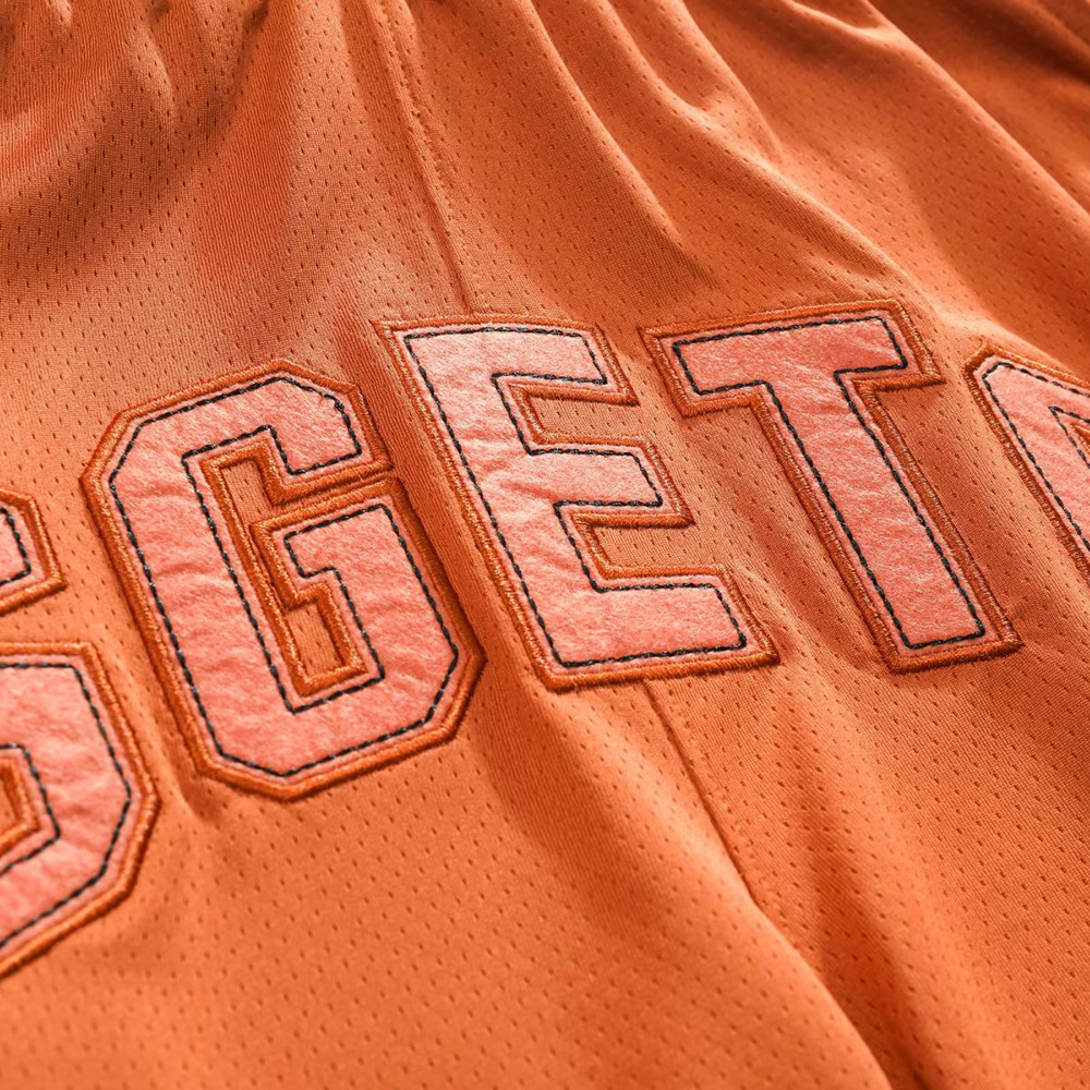 American Summer Split Sports Shorts Herren Bestickte Loose Running Fitness Basketball Bequemes atmungsaktives Training_voghion.com