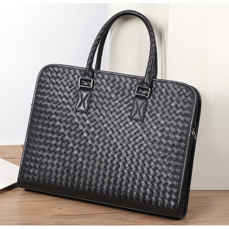 Túi xách nam da bò thật dệt tay cao cấp 40×13×29 cm, túi đeo vai công sở — Màu đen