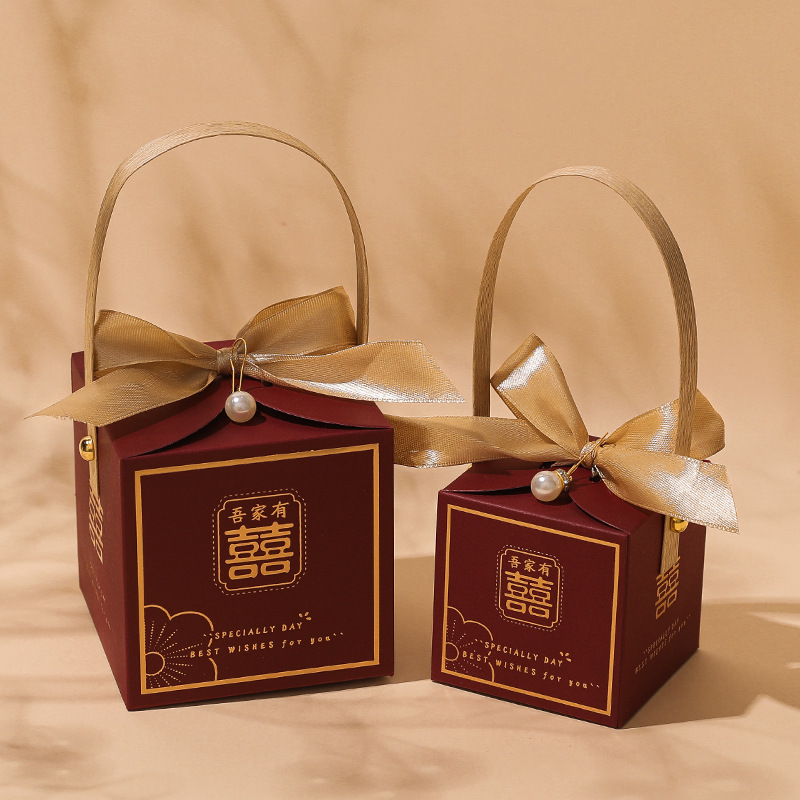 Caja de dulces de boda Boda 2024 Nuevo caramelo portátil de alta gama Empaquetado de dulces de boda Caja de regalo Bolsa vacía