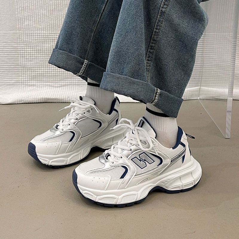 Versatile Thick-Soled 2025 Spring New Fashion Casual Sports Shoes for Women, Popular Breathable Ultra-Light Running Dad Shoes
