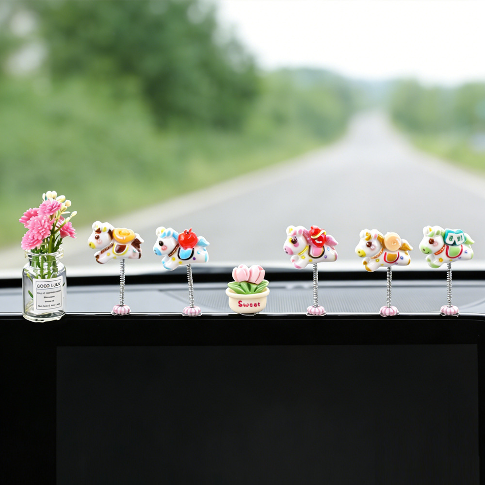 2026 nuevo automóvil caballo zodíaco mini adornos ricos ricos ponies decoración de consola central