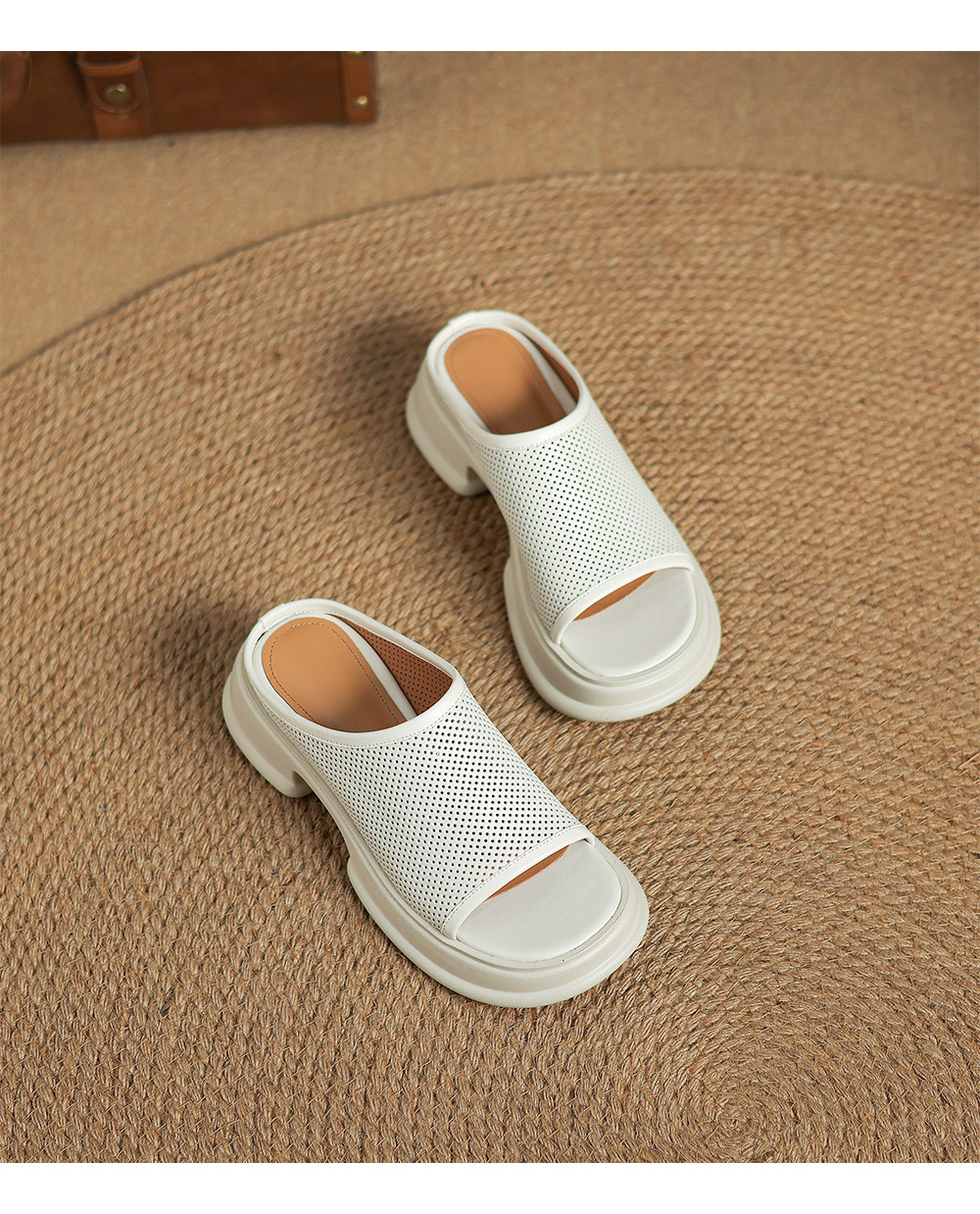 Dép sandal nữ quai ngang đế xuồng da bò, gót cao khoét lỗ — đen chi tiết 15