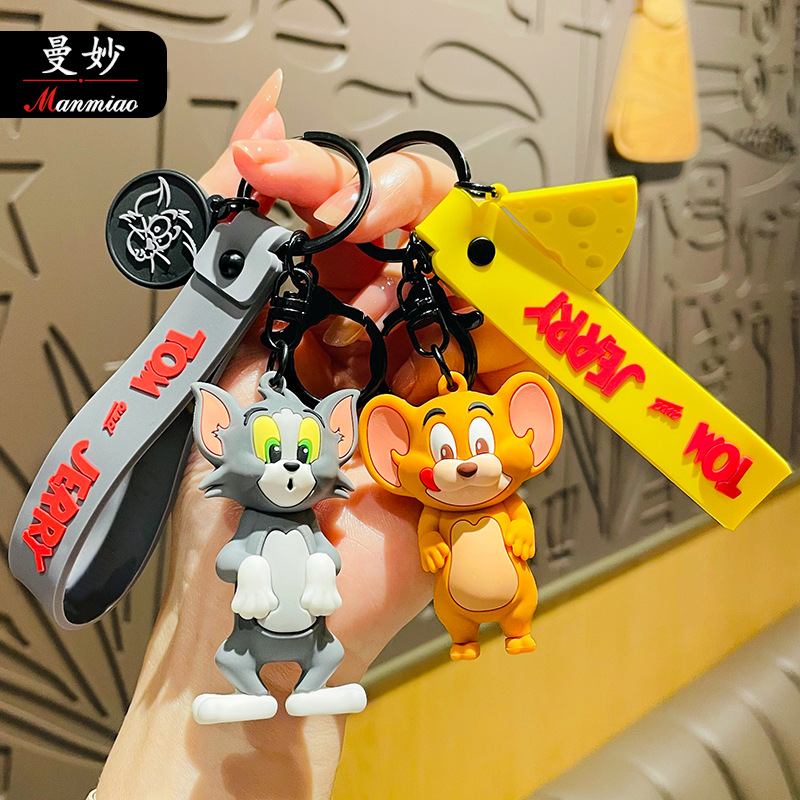 Genuine cat and mouse keychain Tom Jerry...