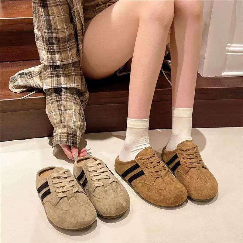 Полутапочки на толстой подошве для женской верхней одежды. Новые весенне-летние туфли Birkenstock 2025 года на одной ноге на плоской подошве с половиной чашки. Немецкие тренировочные туфли.