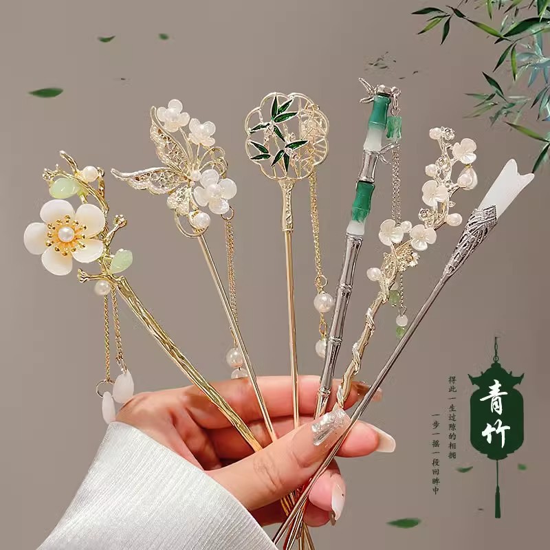 Pequeño Tang Feng cabeza en forma de U nuevo estilo chino de alta sensación de madera imitación de madera de seda veludo flor de cabello de estilo antiguo cabello de mujer