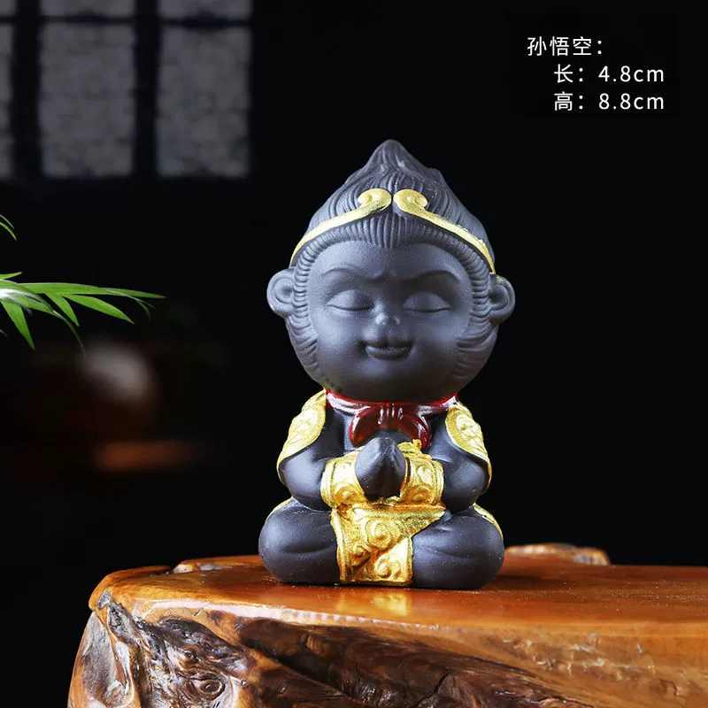 Qitian Dasheng Sun Wukong's ornament fish tank landscaping purple sand tea pets aquatic rockery bonsai car tea pet