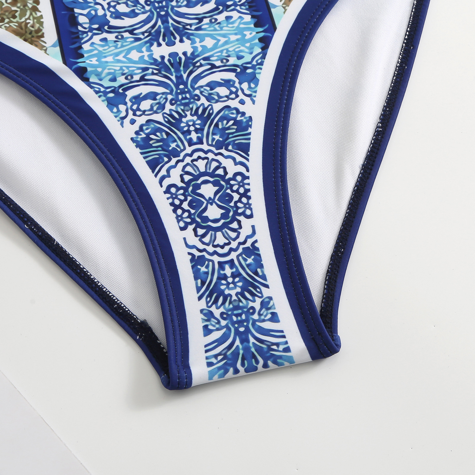 Retro Badeanzug Mit Rock Und Hohem Kragen Damen Blumenmuster_voghion.com