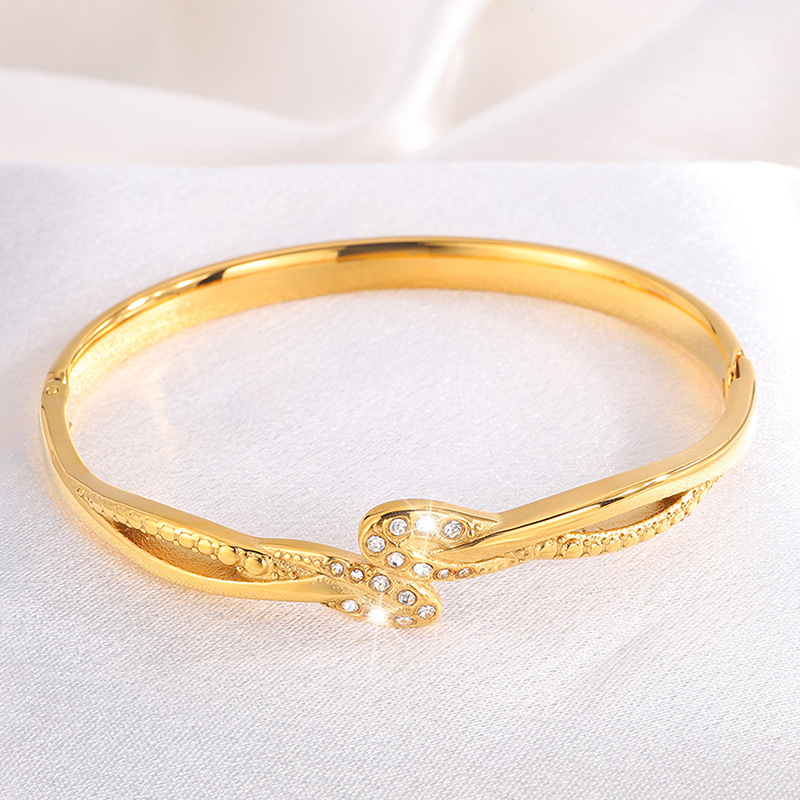 Nueva pulsera europea y americana no desvanecerse de moda galvanizado personalidad diamantes de acero inoxidable acero titanio transfronterizo pulsera de acero titanio mujer