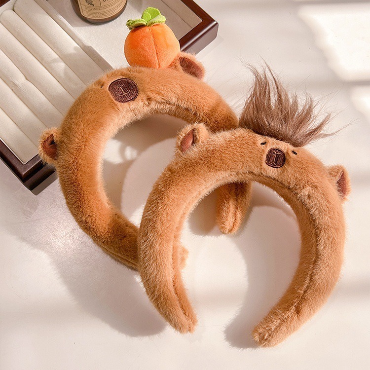 2024 otoño y invierno nuevo cabello de peluche capibara lavar la cara maquillaje cabello de peluche bonito cinturón de peluche