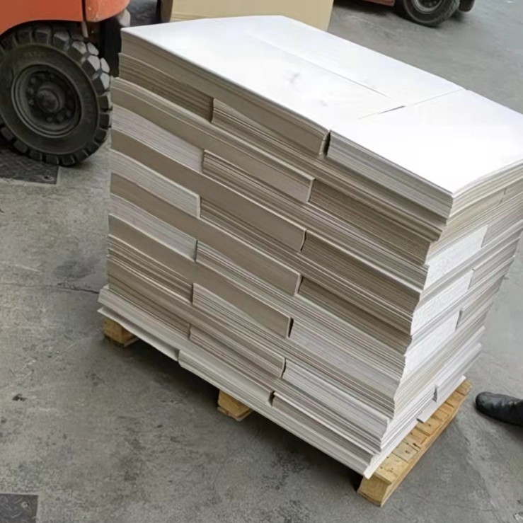供应 250G白板纸 垫板白板纸 裁切纸板400*270