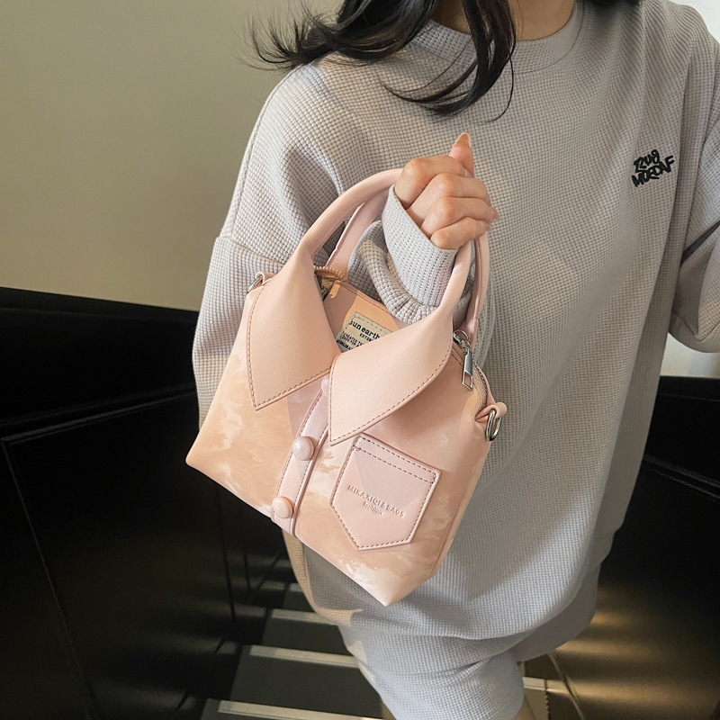 新款水桶包女包2025春季个性创意衣服造型单肩包女流行通勤手提包|undefined