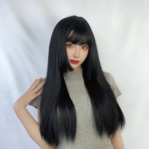 Anime-style Korean/Japanese wigs for women, featuring a jellyfish hairdo, side-swept bangs, and long straight hair, trendy online versions, factory dropshipping one-piece style.
