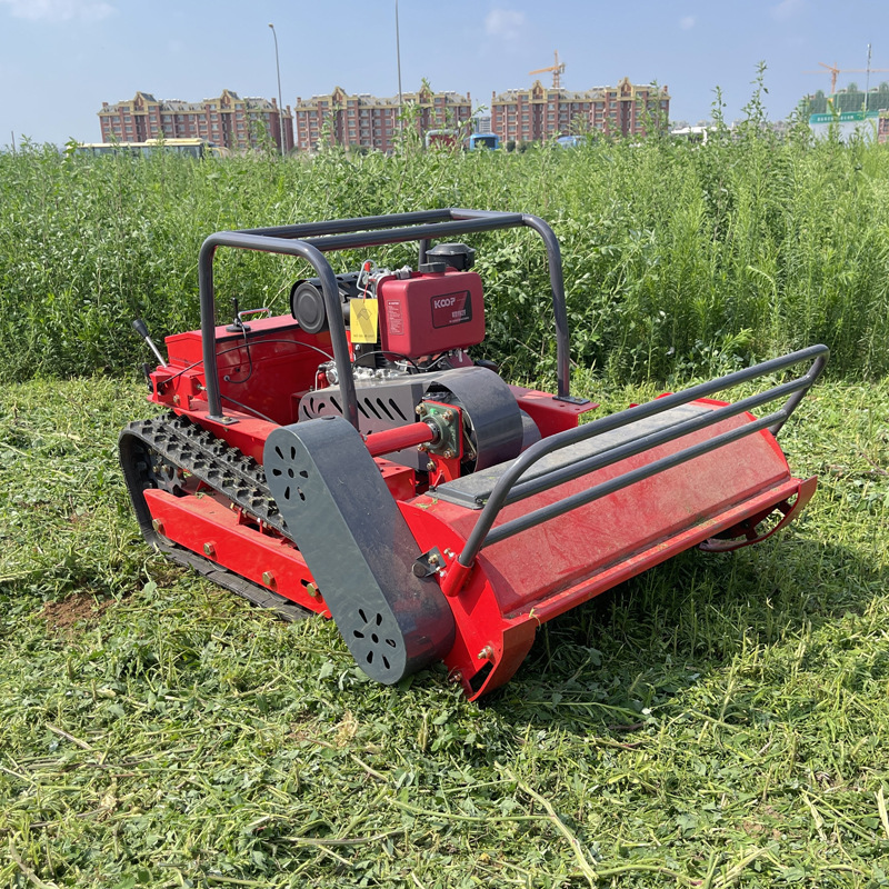 源头工厂柴油款履带割草机 公园球场草坪修剪 农业牧草收割除草机
