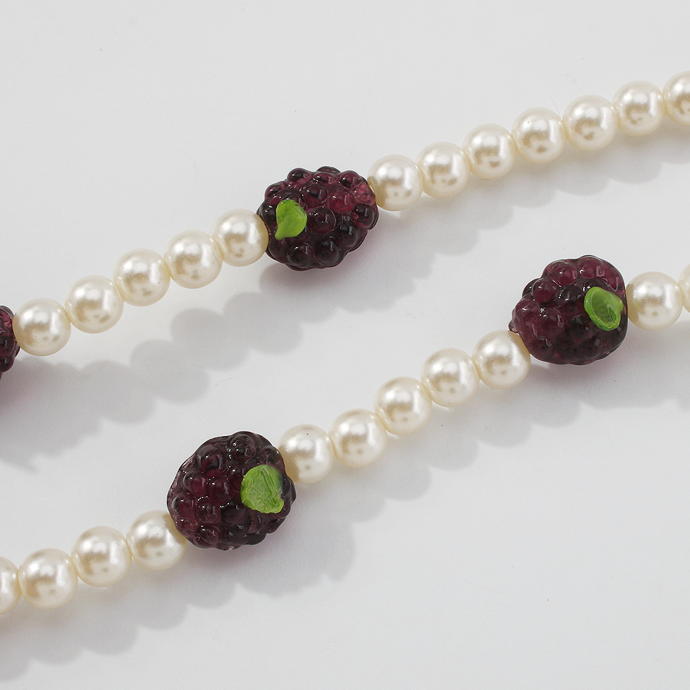 Wholesale Jewelry Grape Shape Geometric Imitation Pearl Beaded Necklace Nihaojewelry display picture 9