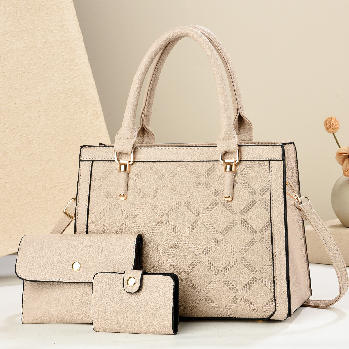 Bolso de mano de alta gama para mujer 2025 nuevo diseño de nicho bolso de hombro simple de moda bolso casual de moda