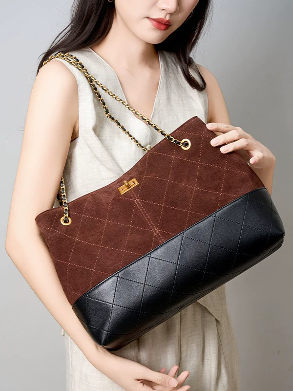 Handheld chain, capacious one-shoulder bag, chain bag, high-quality style