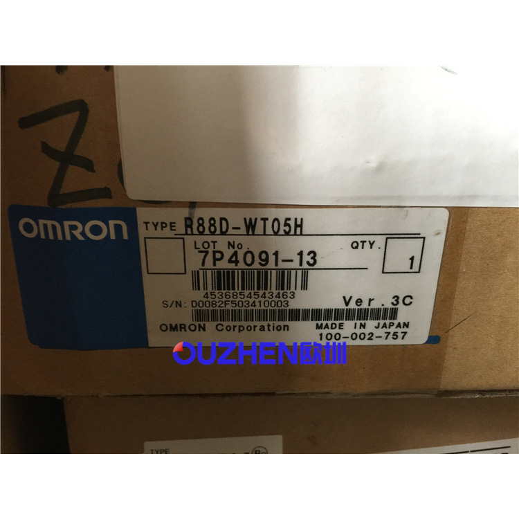 全新欧姆龙驱动器R88D-WT05H全新原装  议价