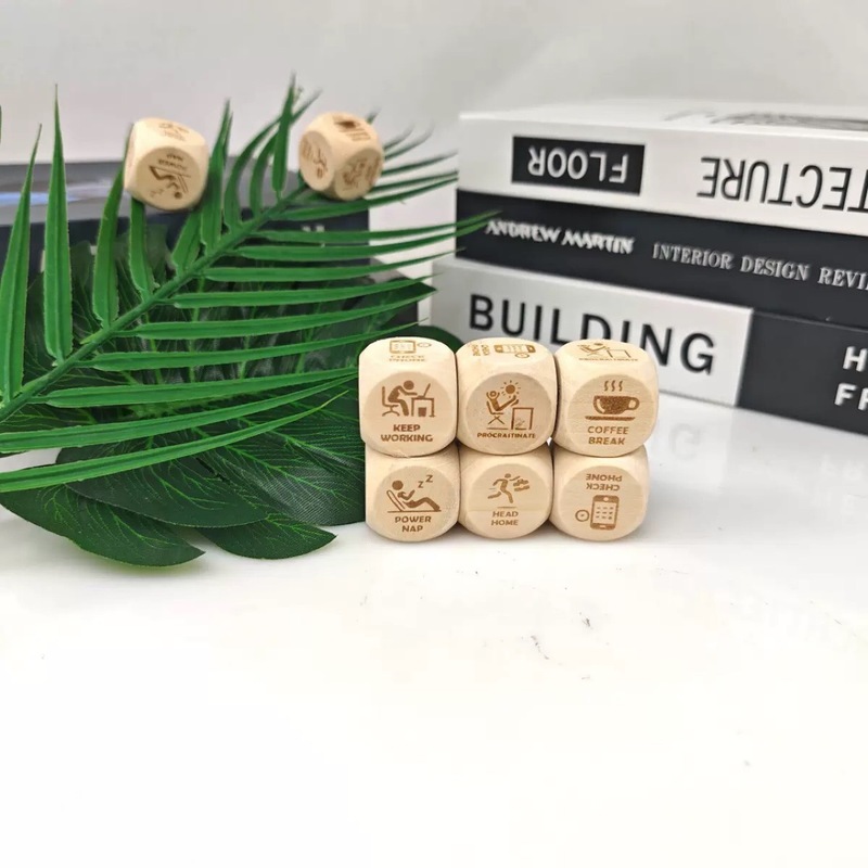 25mm木骰子现货圣诞创意礼物情人节约会美食决策电影运动瑜伽骰子|undefined
