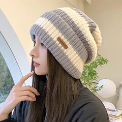 日本のストライプのアルファベットがゆったりしています。