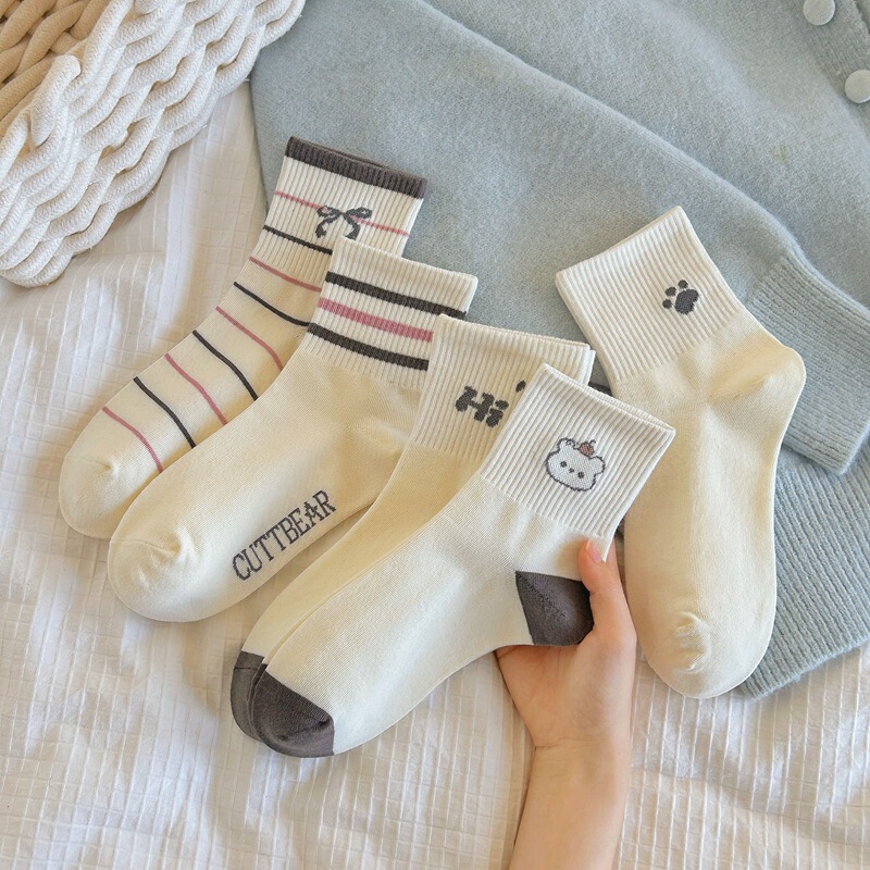Autumn and Winter New Women's Cute Cartoon Bear Paw Mid-Tube Ins Style Versatile Student Warm Long Socks Zhuji Manufacturer Autumn and Winter New Women's Cute Cartoon Bear Paw Mid-Tube Ins Style Versatile Student Warm Long Socks Zhuji Manufacturer