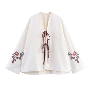 �羳���QŮ�b2025��W���LV�I�L��̽�ͷ��r������ŮB482629F