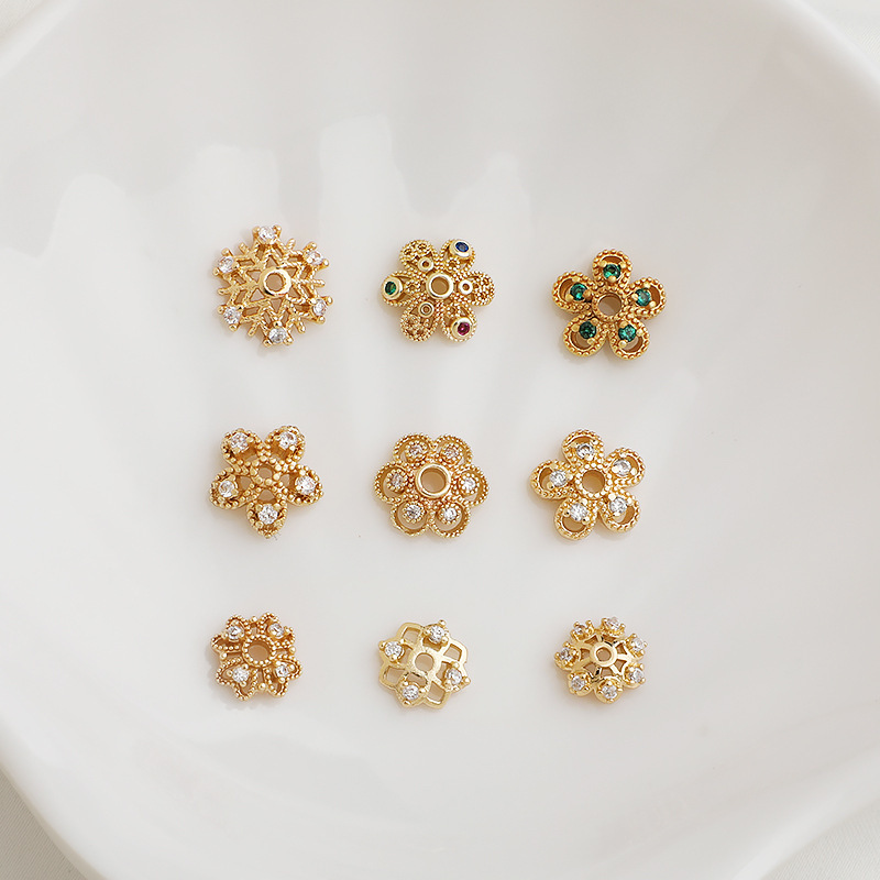 14K gold-wrapped color-preserving zircon hollow flower flower holder snowflake petal color zirconium Pearl holder cap diy jewelry accessories