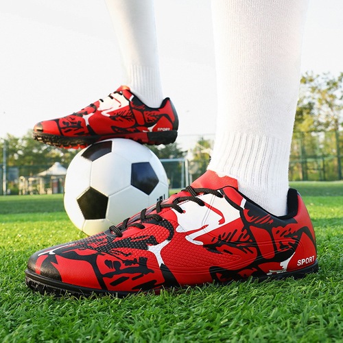 Short spike training football shoes low-top leather broken spike football sneakers low-top youth sneakers large size cross-border