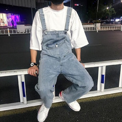 男性学生やカップル向けのワークウェアデニムオーバーオール、トレンディなカジュアルルーズ大きいサイズストレートジャンプスーツ、インダッドパンツ