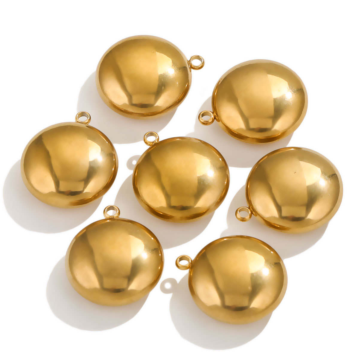 Acero inoxidable hueco 17mm colgante redondo pulsera collar DIY pequeño colgante simple joyería accesorios al por mayor