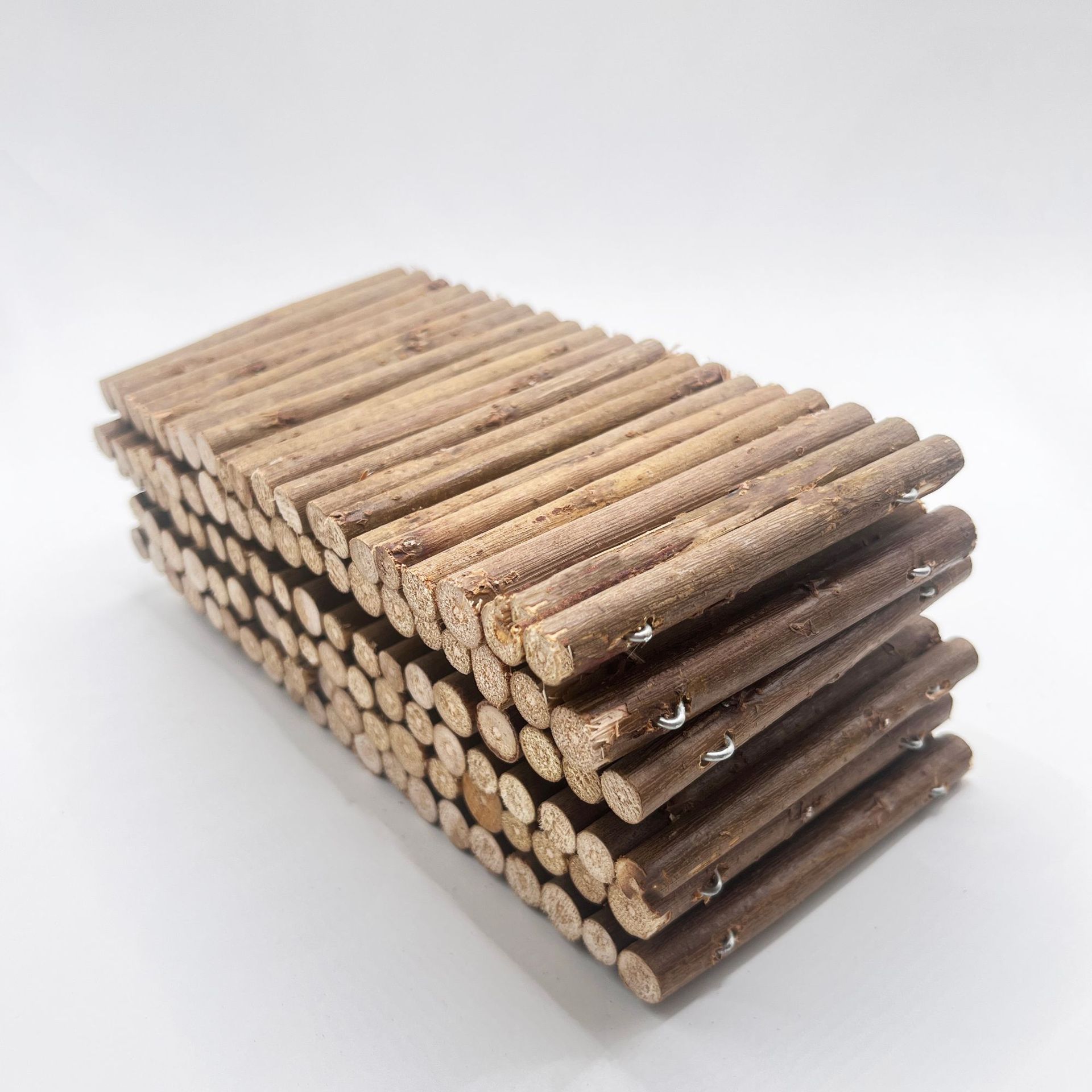 Juguetes de hámster para mascotas Cercas de ramas de sauce natural Escalera para subir Juguetes de madera maciza para moler dientes pequeños Juguetes de paisajismo para aliviar el aburrimiento