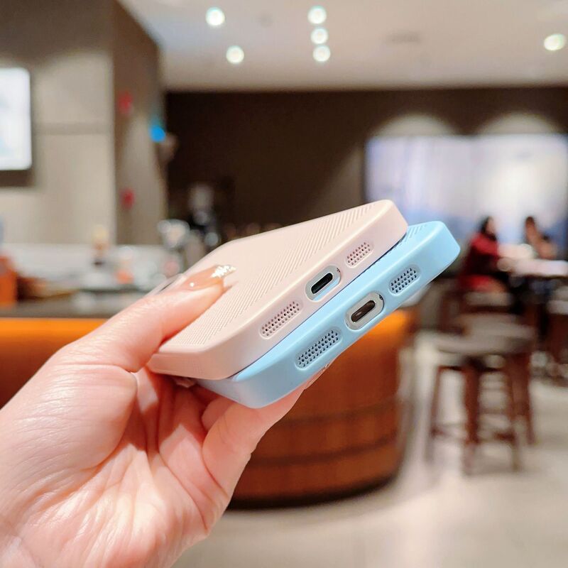 iPhone17promax対応 放熱性抜群の精密穴あきスマホケース Apple 16/15 耐衝撃 14 保護カバー 人気トレンド|undefined