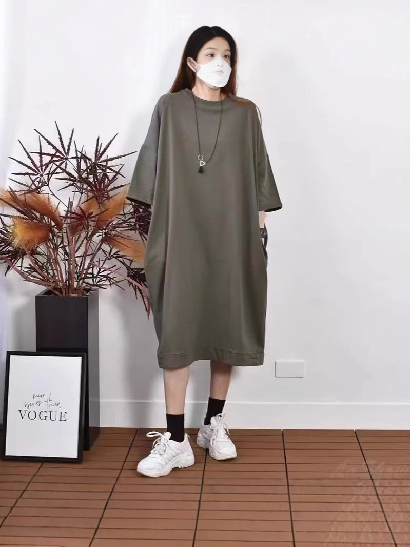 长款过膝休闲半袖连衣裙子2025新款夏季宽松韩版大版t恤女休闲风