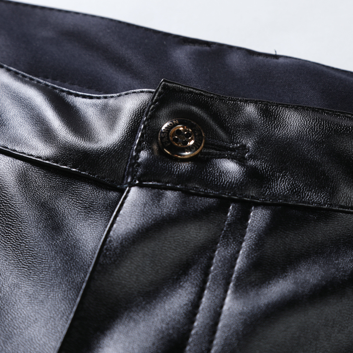 2024 Pantaloni in pelle punk per abbigliamento da prestazione casual in PU nuovo colore primavera 2024_voghion.com