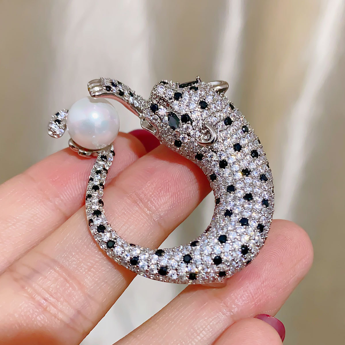 Glam Style Glam Pin Cheetah Print Copper Plating Inlay Zircon Unisex Brooches