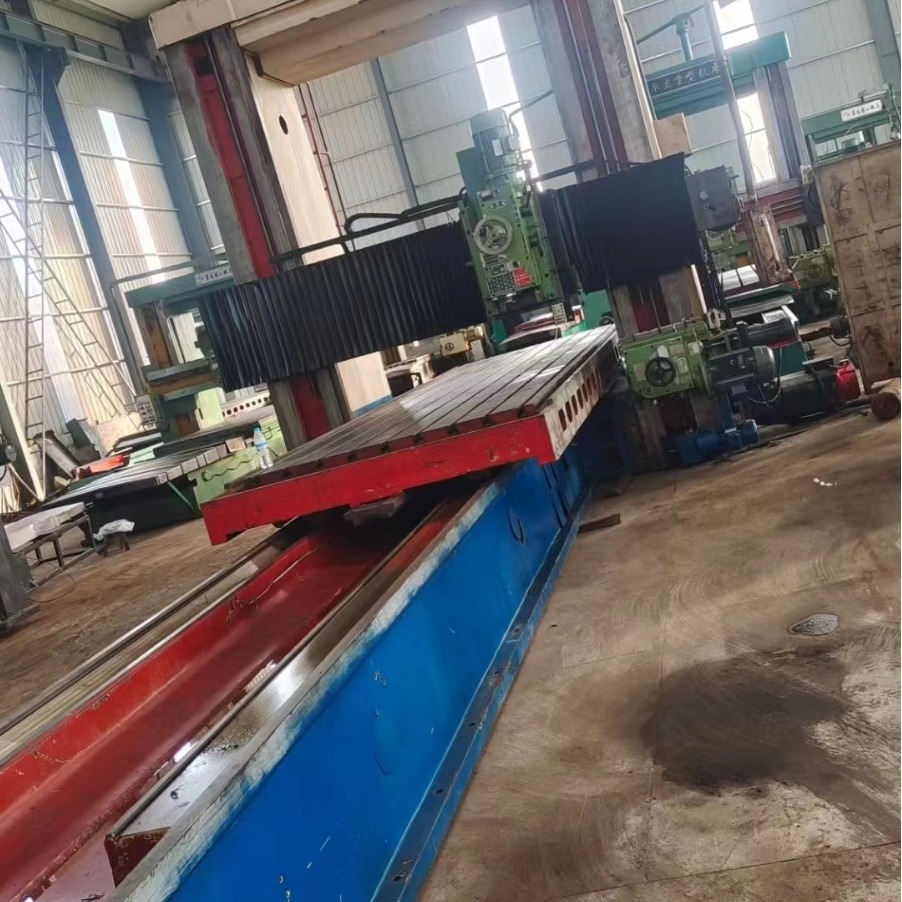 处理二手京鼎XC2012T龙门铣床龙门跨度2米电机功率7.5