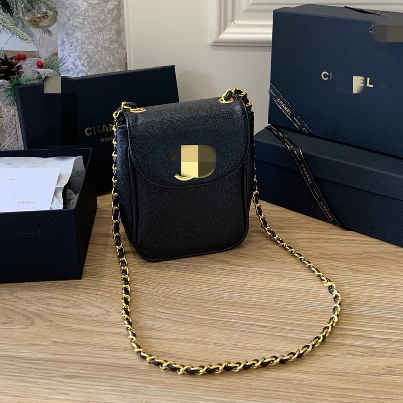 Vintage Vic Retro Large Gold Buckle Small Chubby Lychee Pattern Chain Shoulder Bag Crossbody Bag with Gift Box Light Luxury