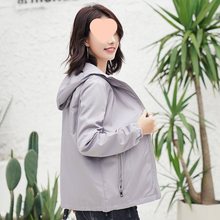 女士短外套2025年新款春秋百搭韩版修身直筒连帽休闲简约夹克外套