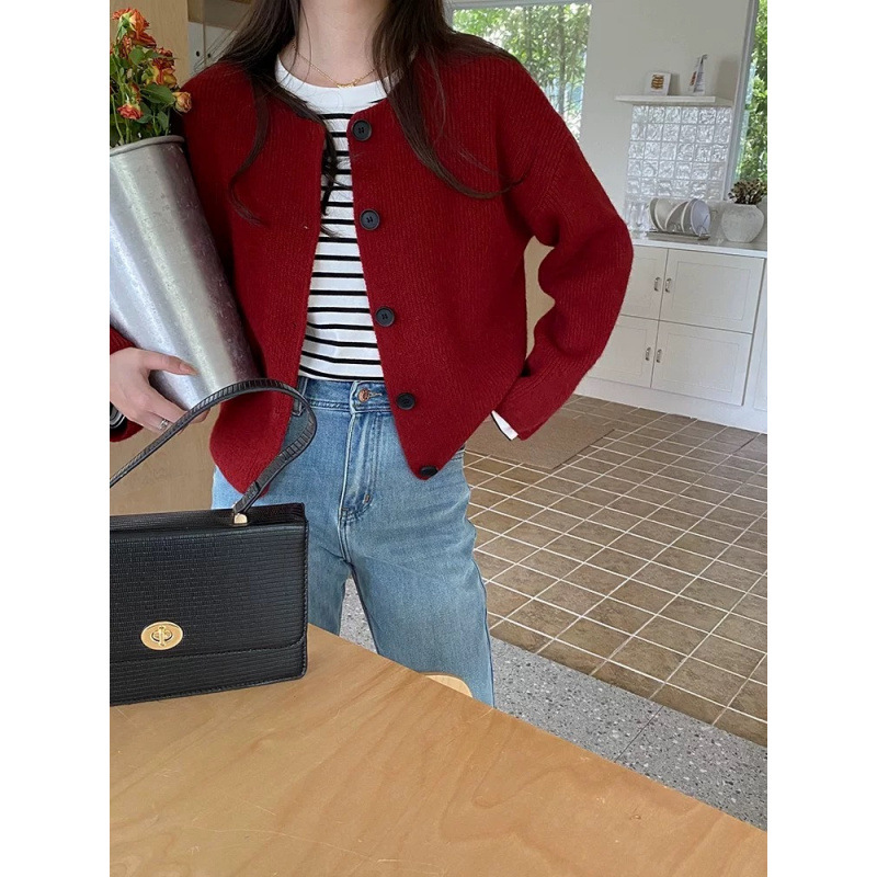 2025 nuevo suéter de punto sin cuello mujeres otoño-invierno coreano botón de una sola fila cuello bajo vestir la camisa de estilo perezoso