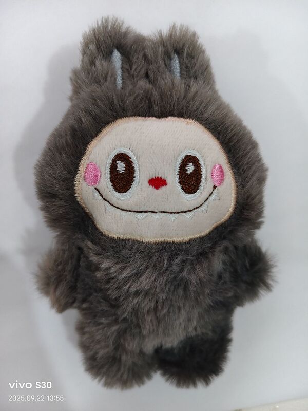 きしむかわいい Labubu 人形ペンダント漫画 Labubu ウサギぬいぐるみバッグキーホルダー小さなペンダントバッチ|undefined