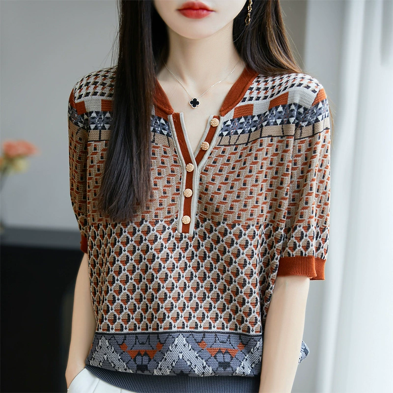 Жаккардовая футболка с v-образным вырезом и короткими рукавами для женщин, лето 2025, новая стильная нижняя рубашка, свободный вязаный топ из лиоцелла большого размера в иностранном стиле