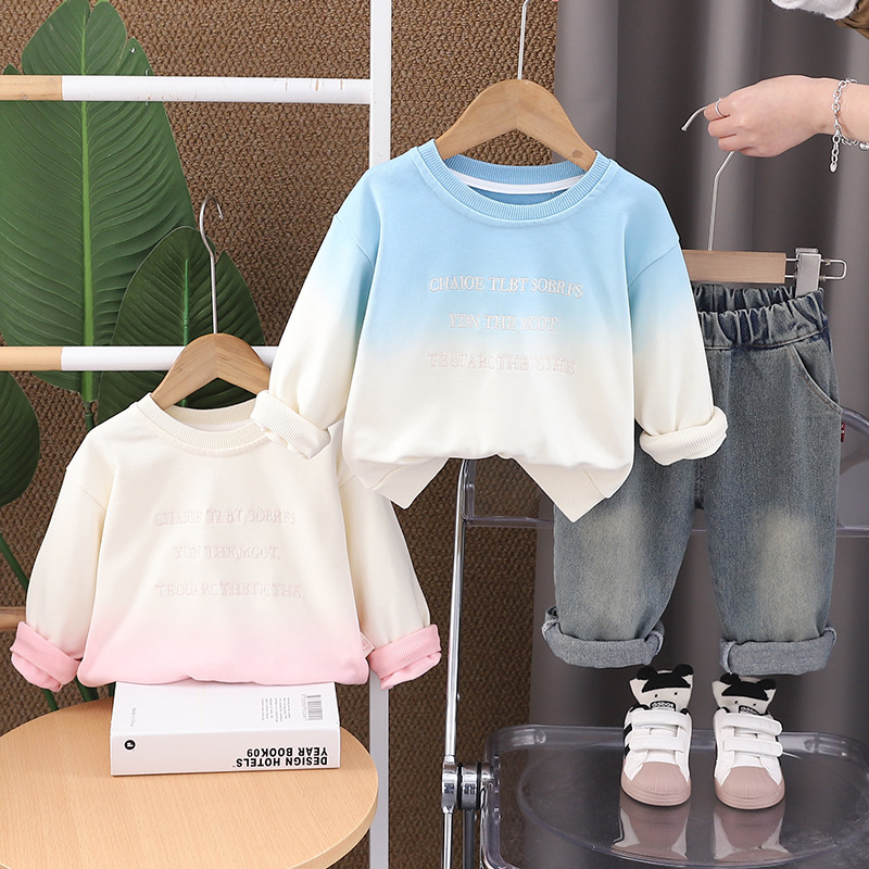 Spring long-sleeve for boys with a round collar