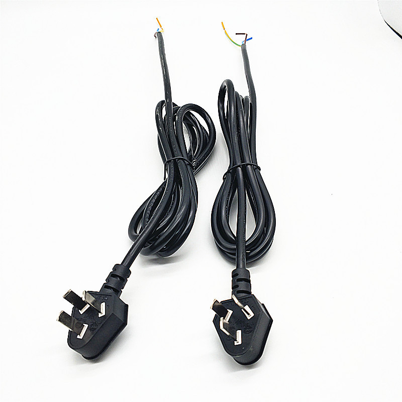 供应国标三芯电源线 国标插头 国标插座 梅花尾 转角品字尾