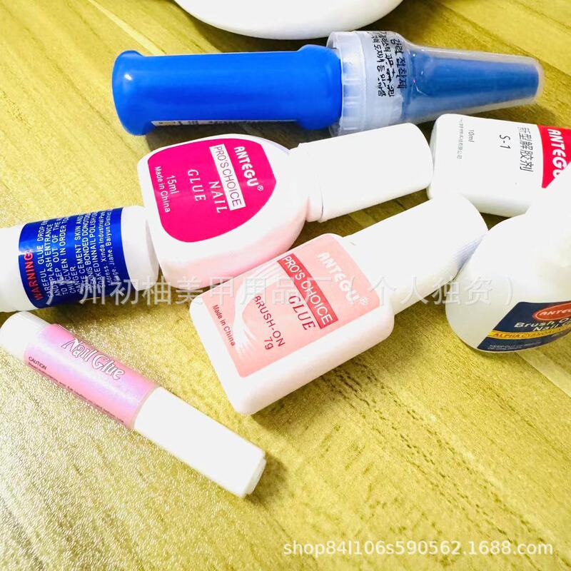 Cross-border nail glue paste nail piece jewelry wear nail special glue blue label powder label a variety of styles with brush head glue