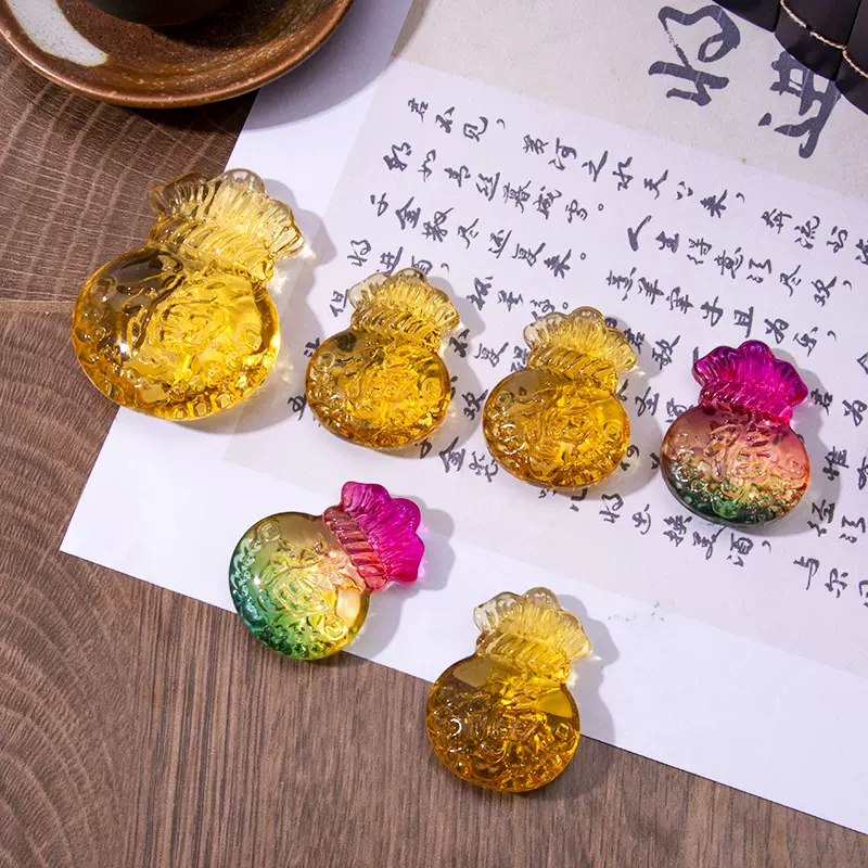 金黄色琉璃福袋家居装饰品摆件黄水晶祈福聚财工业品七彩福袋礼品